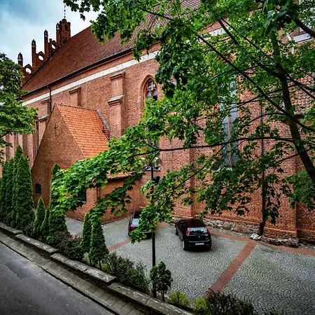 Piastowska No.6 Apartment *
