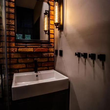 Apartment Piastowska No.6 *